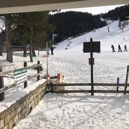 Sur Piste A Praloup Uvernet-Fours