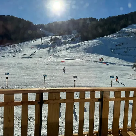 Sur Piste A Praloup * Uvernet-Fours